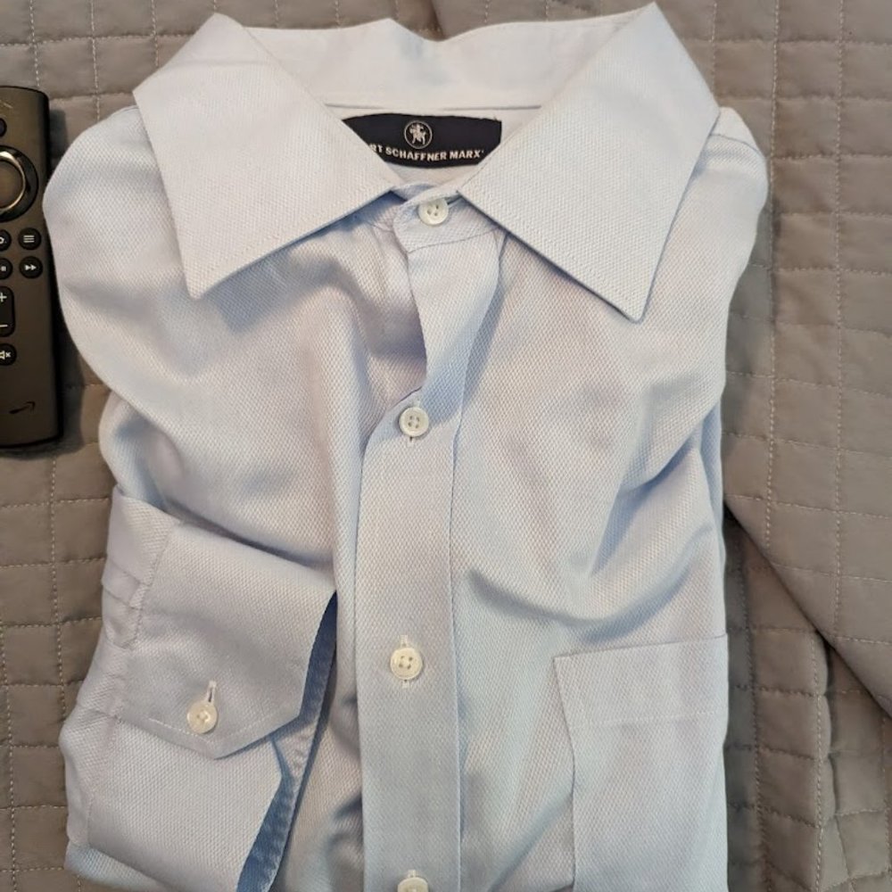 Hart Schaffner Marx Blue Dress Shirt 17 1/2 35